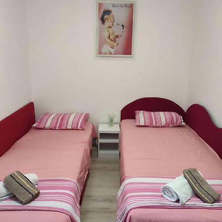 Maksim Apartments Скоп'є Екстер'єр фото