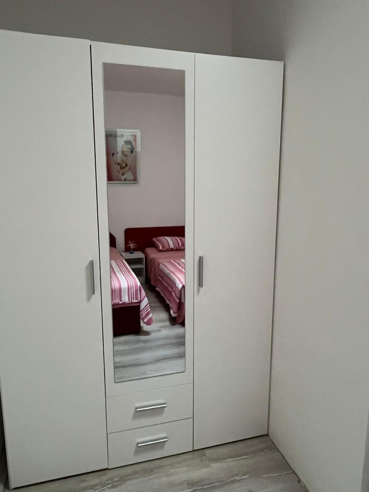 Maksim Apartments Скоп'є Екстер'єр фото