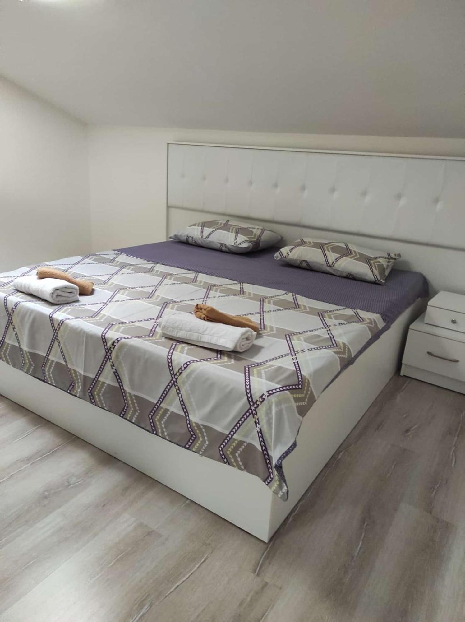 Maksim Apartments Скоп'є Екстер'єр фото